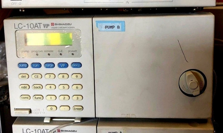Used Shimadzu LC-10AT VP Miscellaneous Laboratory Equipment California US | CAL-L Enterprises #1459306
