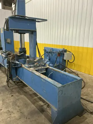 200 TON X 15' JAVELINA TRAVELING HEAD ROLLING FRAME HYDRAULIC STRAIGHTENING PRESS: YOBRO #25136