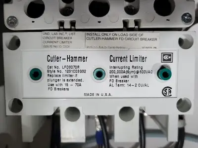 USED EATON CUTLER-HAMMER SVX015A1-5A4N1