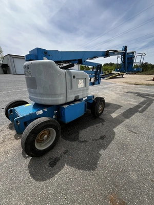 USED 2012 Genie Z-45/25J DC