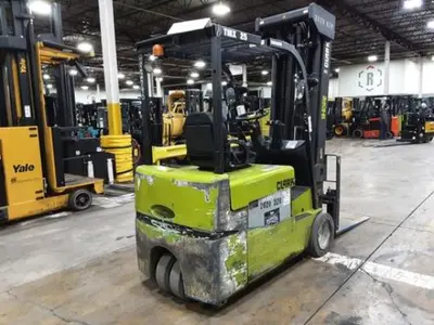 USED 2020 CLARK TMX25