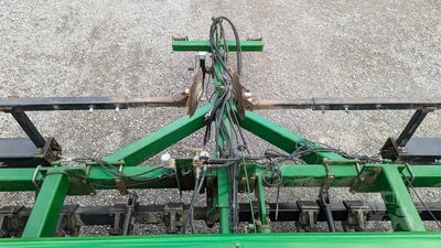 USED JOHN DEERE 750