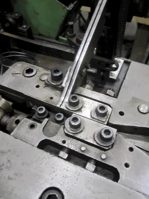 .000" Hand Feed Thread Roller