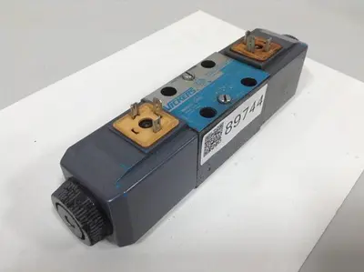 USED VICKERS DG4V-3-6C-M-U-HL7-60