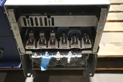 ALLEN BRADLEY 20G1AND125JA0NNNNN PowerFlex 755 AC Drive 100 HP - STOCK CC105