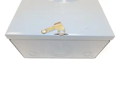 Landis Gyr 40007-016 Ringless 200A Meter Socket 3Ph 4 Wire Lever Bypass 7 Term