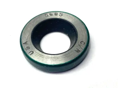 New | in-Stock CR Grease Seal .563" ID 1.124" OD .25 Thickness LOT OF 2 Seals & Gaskets Michigan US | Maverick Industrial Sales #1393287