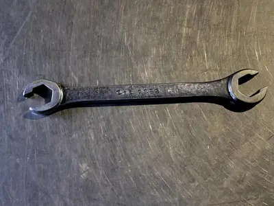 Mac Tools OHB2022 SAE 11/16" - 5/8" Flare nut wrench / Line wrench
