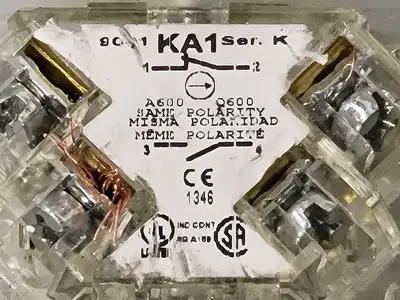 Contact Block 9001 KM1 w/ 2-Position Selector Switch