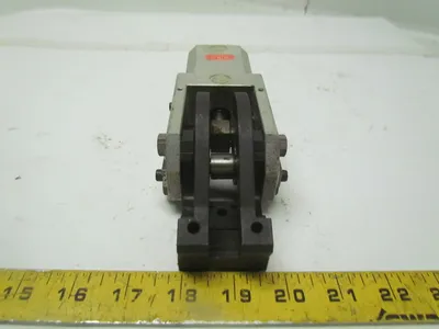 Destaco 84A3-110000000 CAM Type Gripper 333Lbs Grip Force Opening Angle 76 Deg