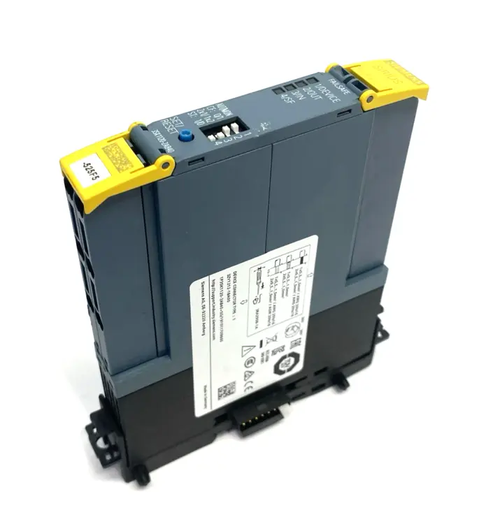 Used SIEMENS SIRIUS ADVANCED BASIC SAFETY RELAY UNIT W/ CONNECTOR TERM. Relays & Switches Michigan US | Maverick Industrial Sales #1092112