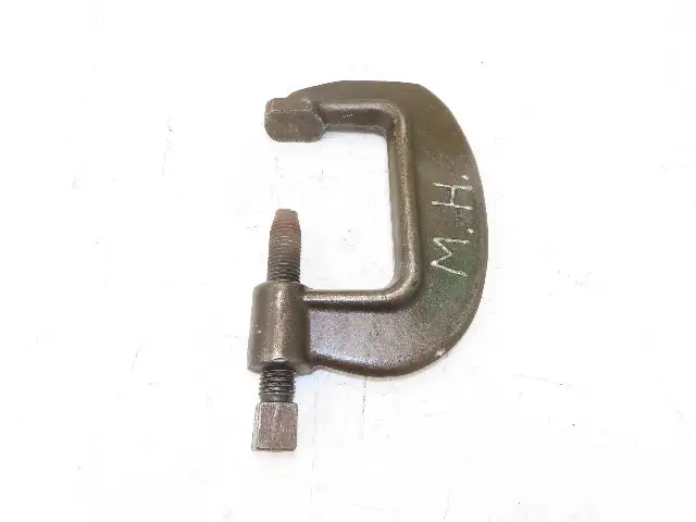 Used ARMSTRONG _UNKNOWN_ Vises | Arrow Industrial #611719