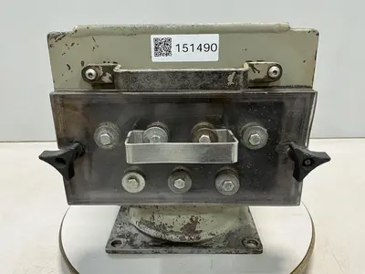 USED METAL FABRICATOR NO MODEL NUMBER