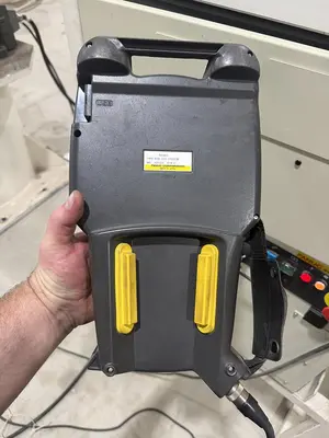 Used 2019 FANUC FANUC R-2000IC/210F Robots Michigan US | Aucto #1332199