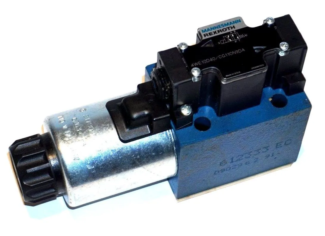 NEW REXROTH 4WE10D40/CG110N9DA HYDRAULIC VALVE