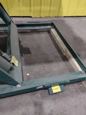 4000 LBS SOUTHWORTH MODEL #LS4-48W HYRAULIC SCISSOR LIFT TABLE 110V: STOCK #20936