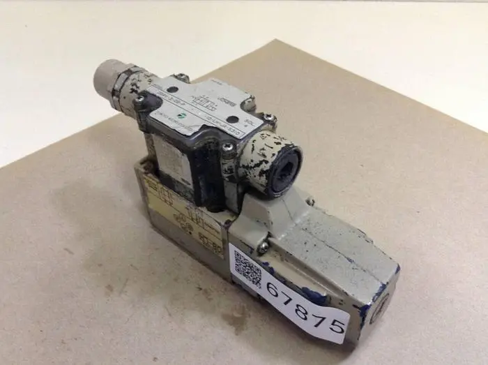 Used SPERRY VICKERS DG4V30BPLT10LHJAS310 Valves/Fittings Michigan US | Ideal Machinery #592764