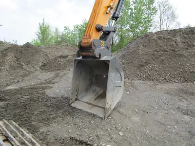 Used 2016 SANY SY215C LC Crawler Excavators | Abele Tractor #1342863
