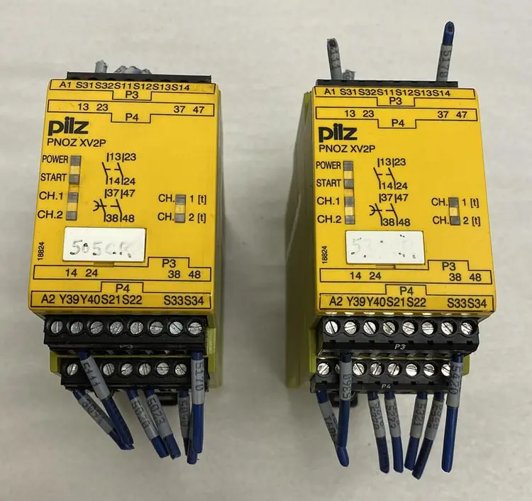 Used PILZ PNOZ XV2P Miscellaneous Equipment (Electrical & Power) | Surplus Asset Holdings #1188735