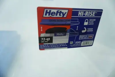 Hefty Storage Containers. 3 large 2 with lids, 1 smaller no lid
