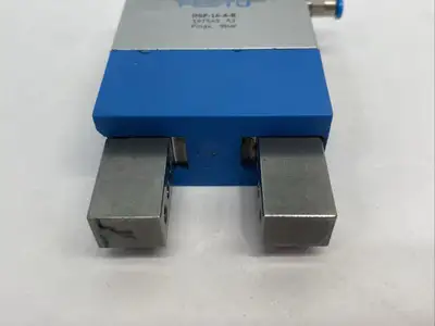 Used Festo 2-Finger Parallel Gripper, 5mm Stroke Per Jaw, 197545 Parts (Hydraulics and Pneumatics) Michigan US | Maverick Industrial Sales #1393542