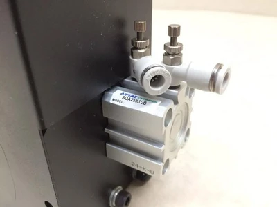 Pneumatic Rotating Gripper Assembly Airtac SDA25x45B SDA25x10B