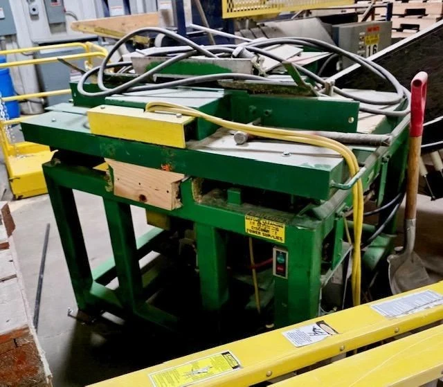 Used UNIVERSAL MACHINERY _UNKNOWN_ Notching Machines Minnesota US | L & L Sales #930304