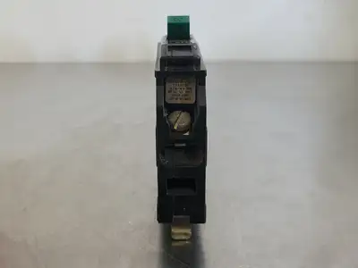 USED SQUARE D QOB120