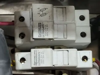 USED UEE 955-E05-010D