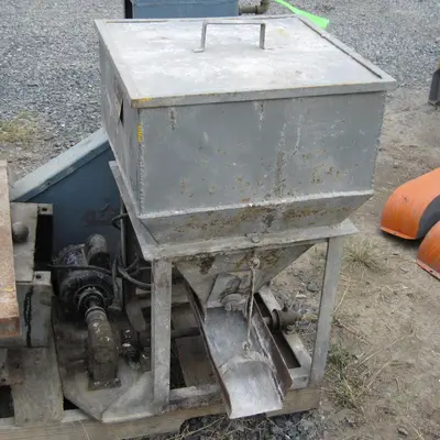 20in x 20in Reciprocating Lime Feeder