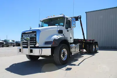 New | in-Stock 2025 MACK GRANITE 64BR Rolloff Trucks Texas US | Roll Off Truck World #1491900
