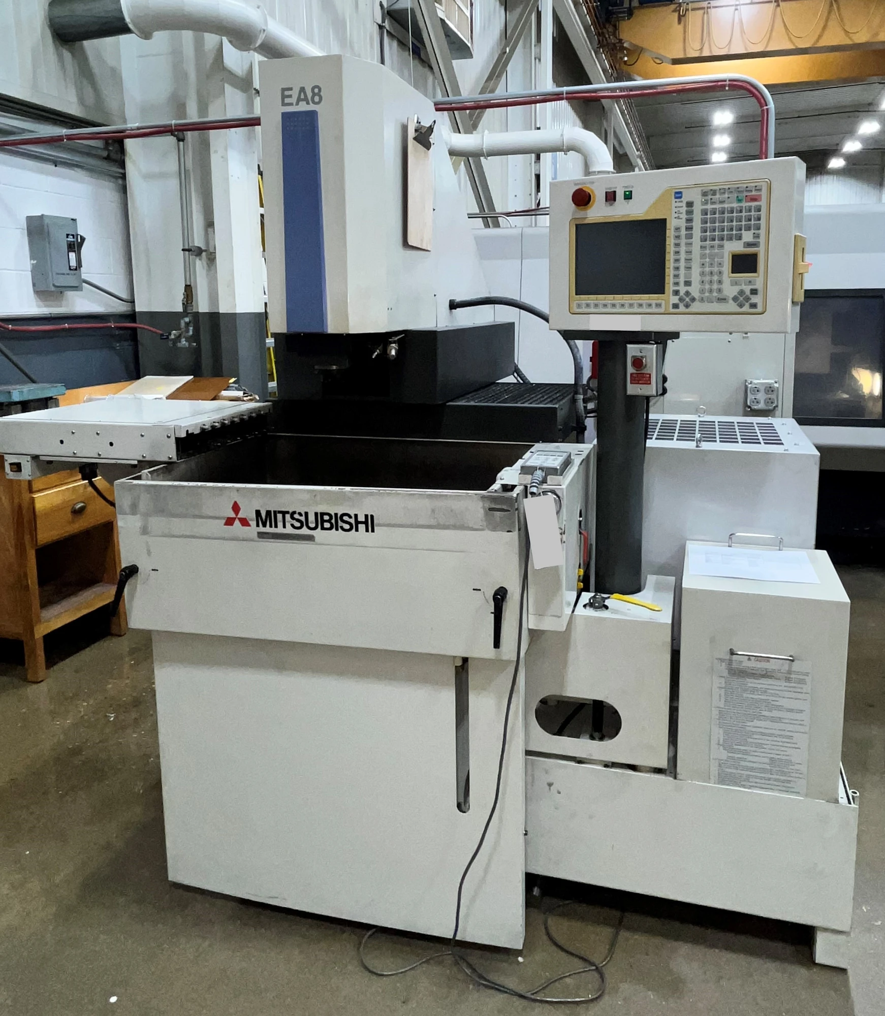 USED 2000 MITSUBISHI EA8