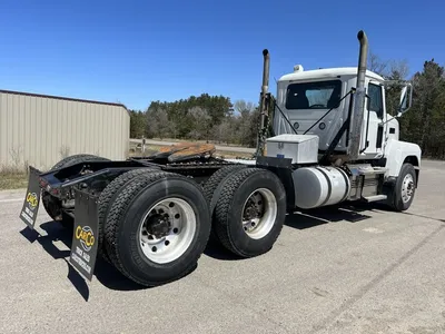 Used 2019 MACK PINNACLE Conventional trucks Minnesota US | Carco Truck & Equipment #1514263
