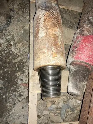 Used GILL ROCK 2-1/4” X 3-1/4” PIN, 5-7/10" X 26" CHISEL BIT - 28528 Other Cutting Tools Pennsylvania US | East West Machinery & Drilling #1417206