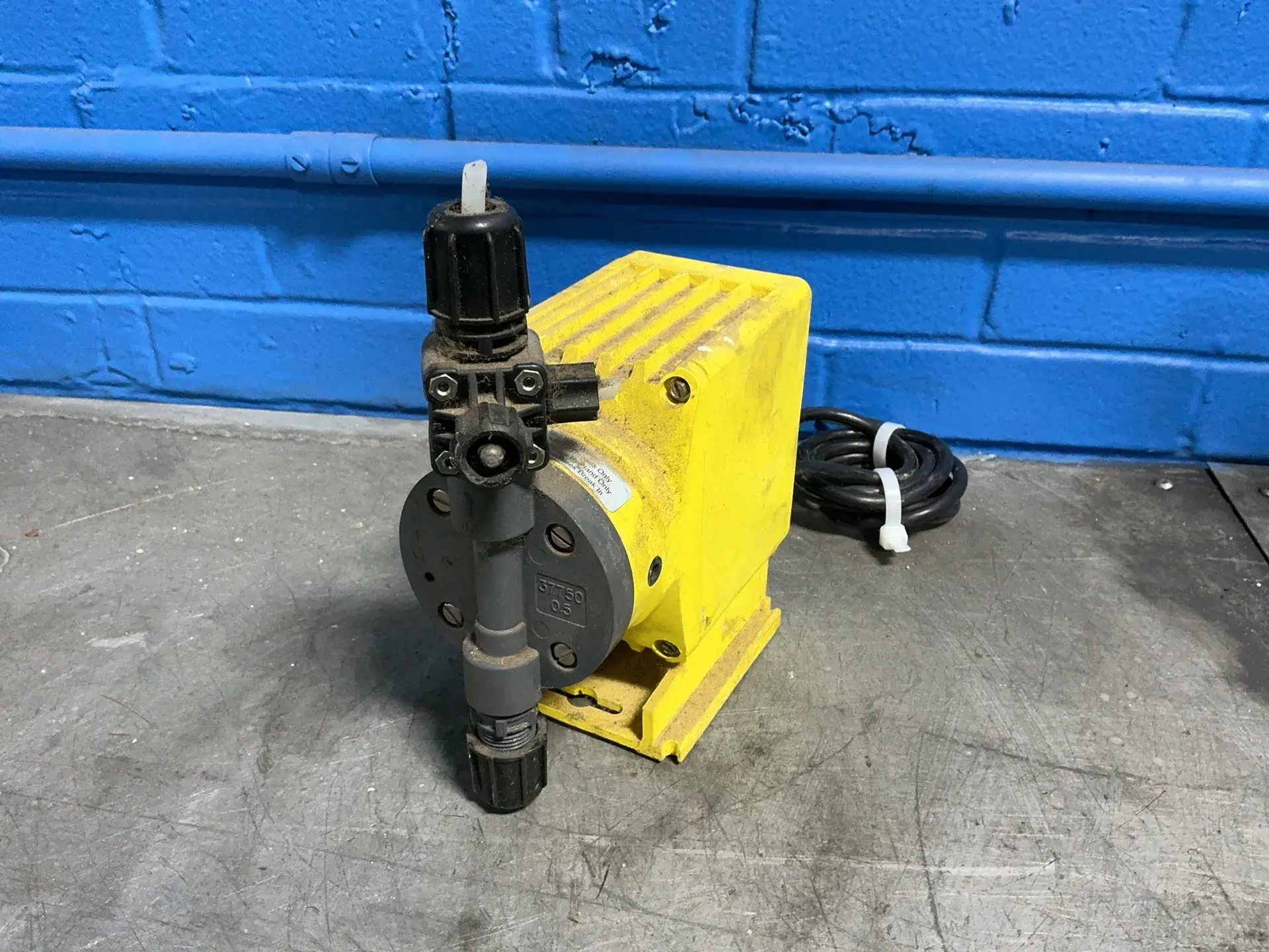 Used LMI MILTON ROY P121358TI Pumps Ohio US | HGR 24 #1232635