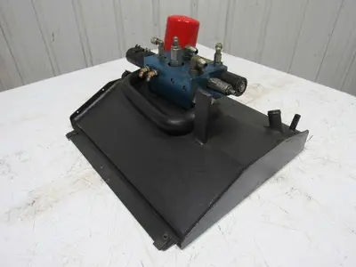 Raymond Dockstocker DSR300 Electric Walk Behind Stacker Hydraulic Tank Reservoir