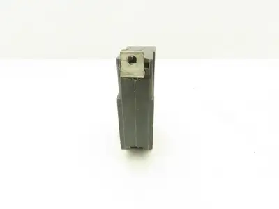 General Electric THQB115 Circuit Breaker 1-Pole 15Amp Bolt-In 120/240V Lot of 17