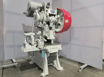Danly Machine Specialties Punching Machine