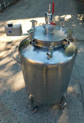 USED 40 GALLON TANK 40 GALLON