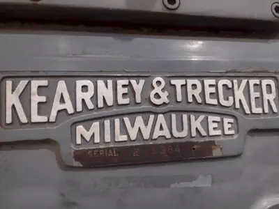 #4 K&T MILWAUKEE MODEL # 420 TF-17 HORIZONTAL MILL: STOCK #18926