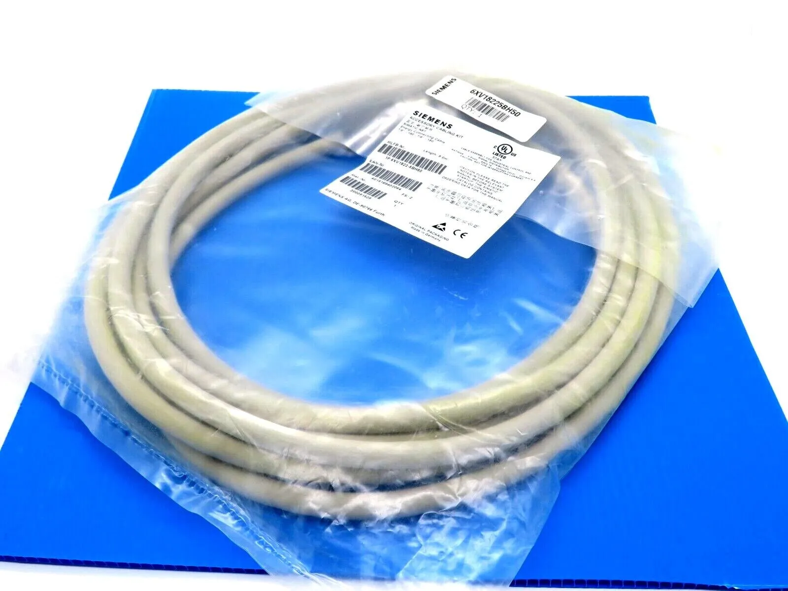 NEW SIEMENS 6XV1822-5BH50 ACCESSORY CABLING KIT LENGTH 5,0M 6XV18225BH50