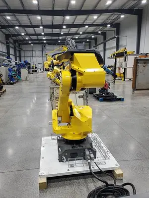 USED FANUC M-710IC/50
