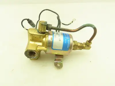 Honeywell Skinner RP1HX37 Pneumatic Air Solenoid Valve 24VDC 5-150 PSI 1/4" NPT