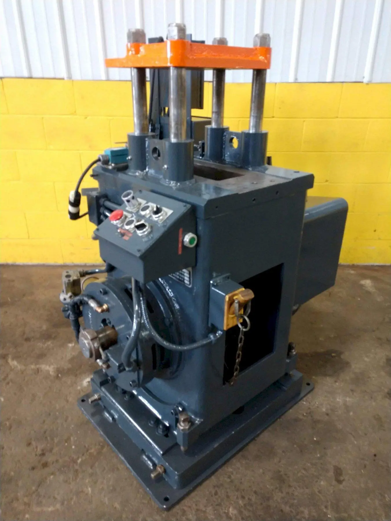 USED DAHLSTROM 2D