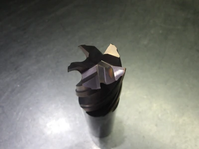 Kyocera/SGS 1" 5 Flute Carbide CR Endmill 1" Shank .030" R 37117 (LOC2238A)