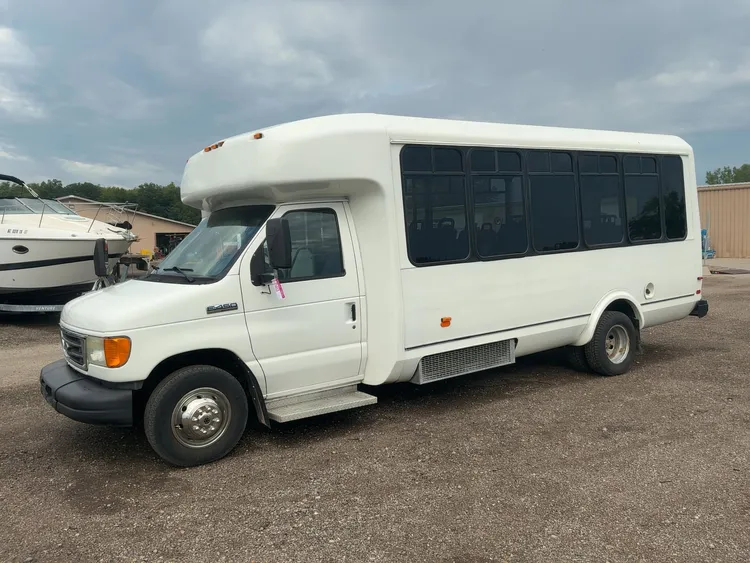 Used 2006 FORD BUS Buses Michigan US | Miedema Asset Management Group #1402969