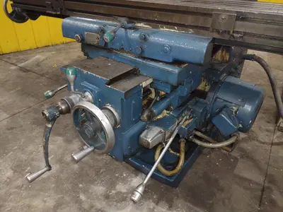 CINCINNATI HORIZONTAL MILL WITH BRIDGEPORT HEAD USED