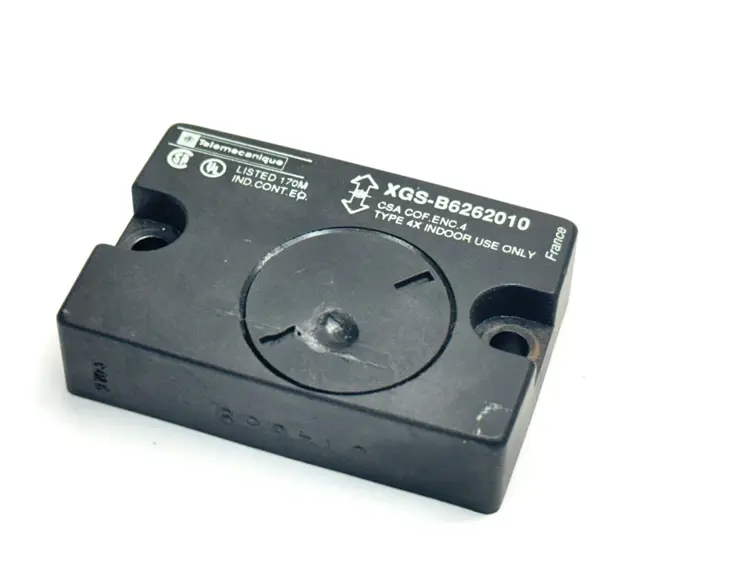 Used TELEMECANIQUE RFID TAG Misc Industrial Equipment | Maverick Industrial Sales #1116953