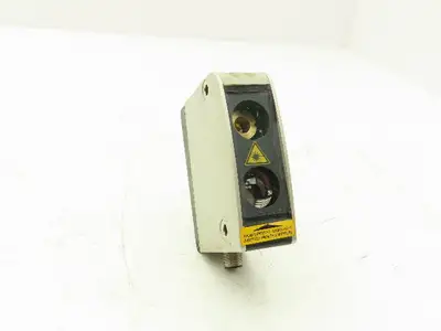 Balluff 66M-LA04-S92-C Photoelectric Distance Sensor 24VDC 20cm-2m