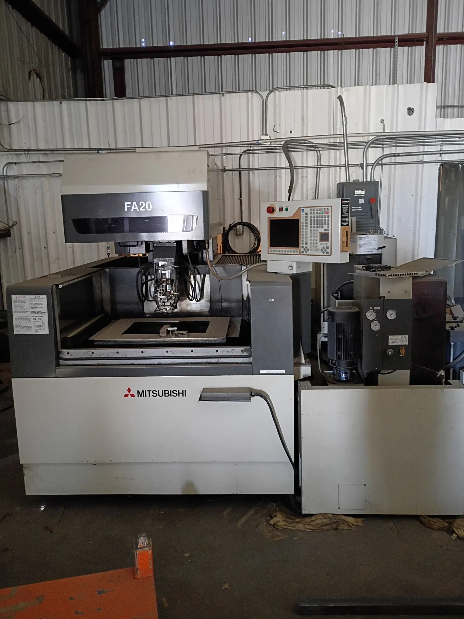 USED 2003 MITSUBISHI FA20